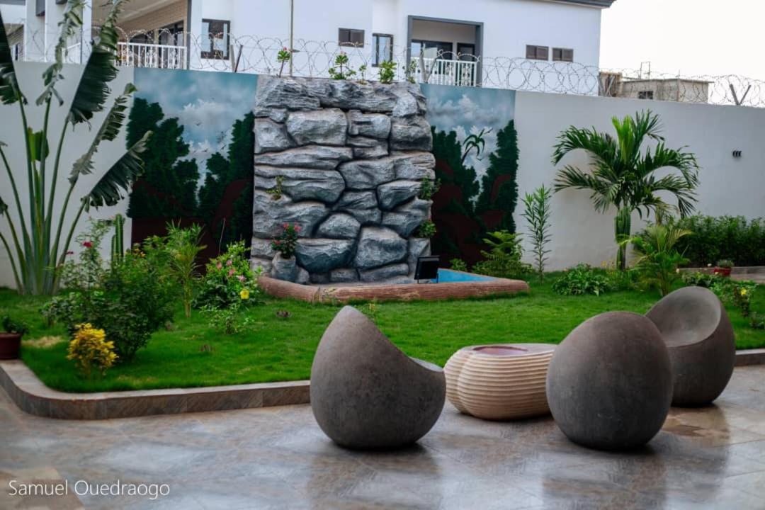 Complexe Hotelier And Ouagadougou Dış mekan fotoğraf